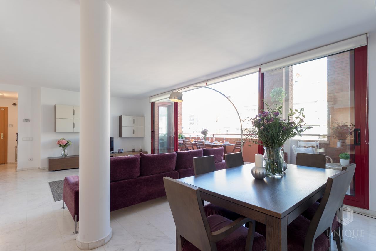 Unique Rentals - Stylish Seafront Duplex Barcelona Bagian luar foto